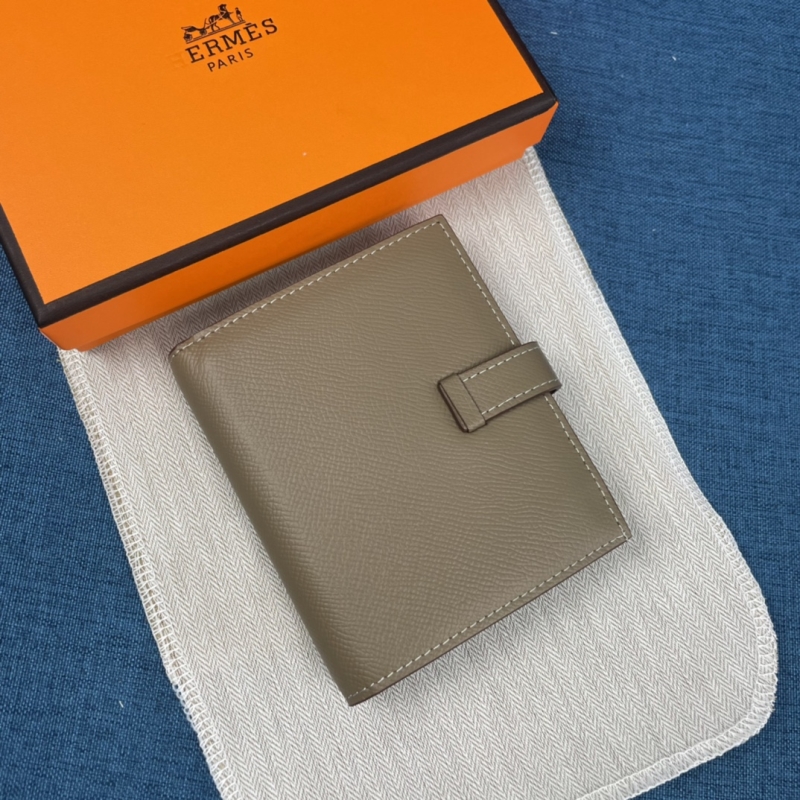 Hermes Wallets & Purse